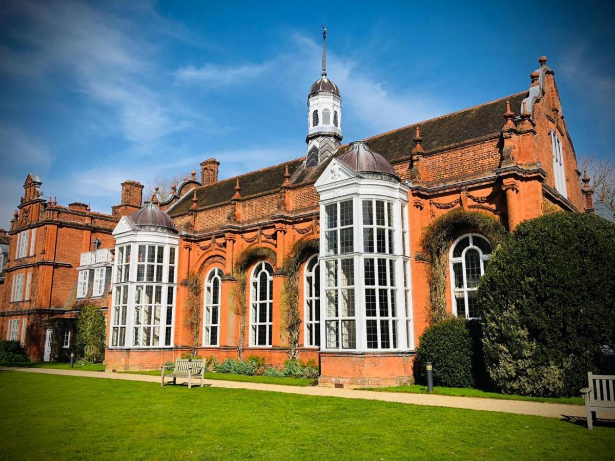 Newnham College - University Of Cambridge Exterior foto