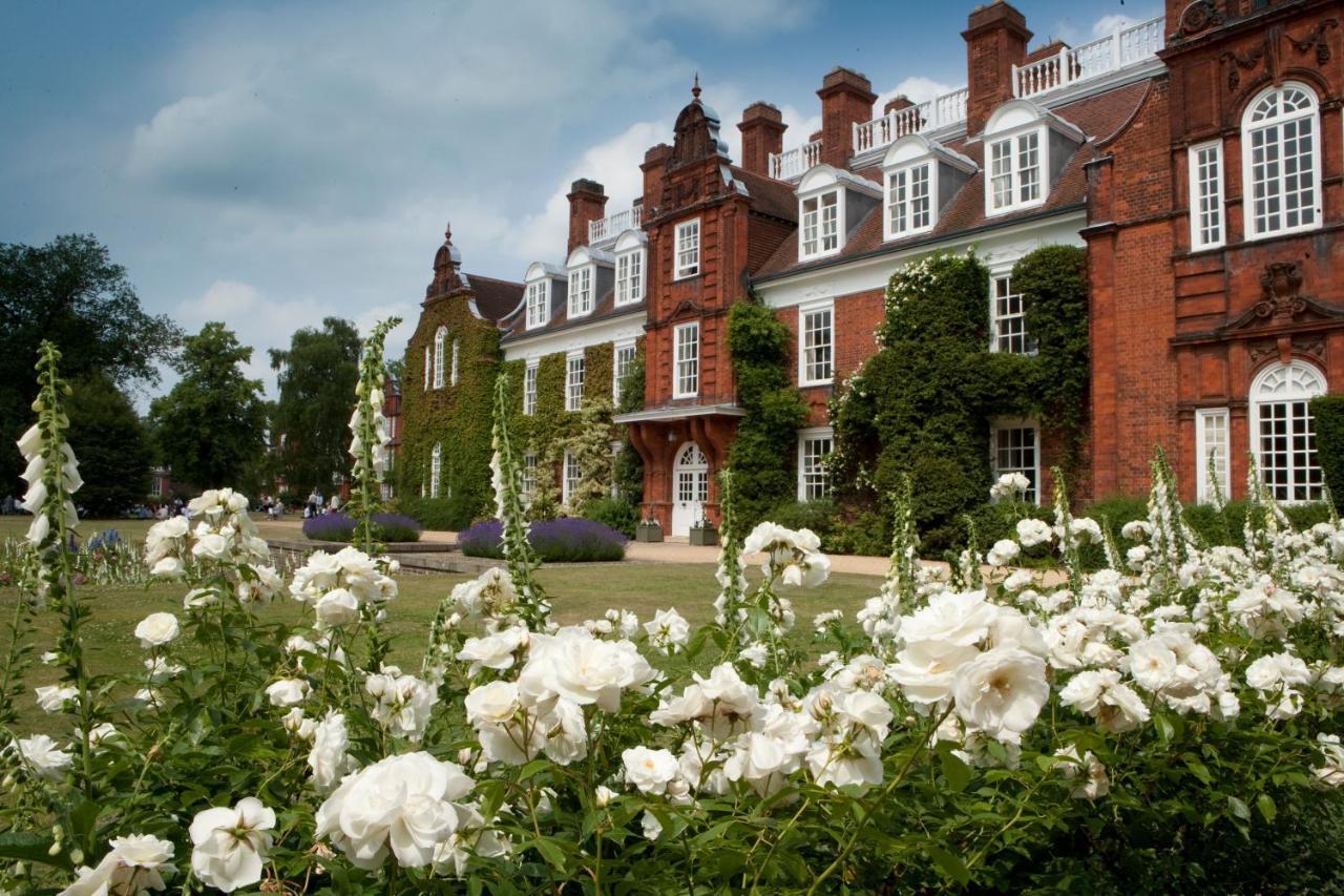 Newnham College - University Of Cambridge Exterior foto